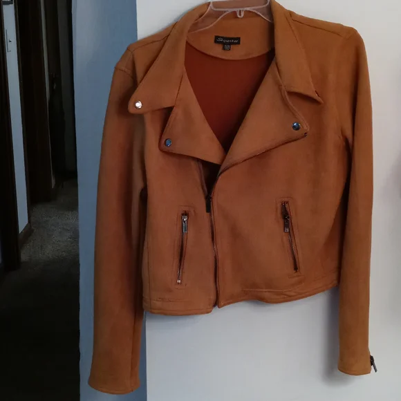 Jacket - Picture 2 of 4